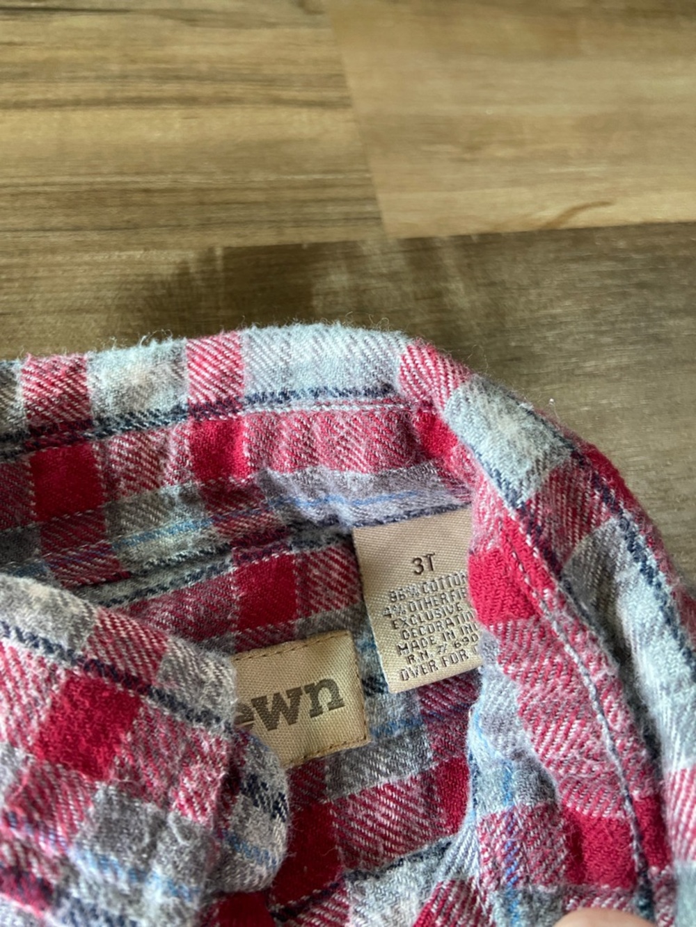 $1 - Kids Red Plaid Button-Up Shirt - Casual Long Sleeve Top - Picture 3 of 4